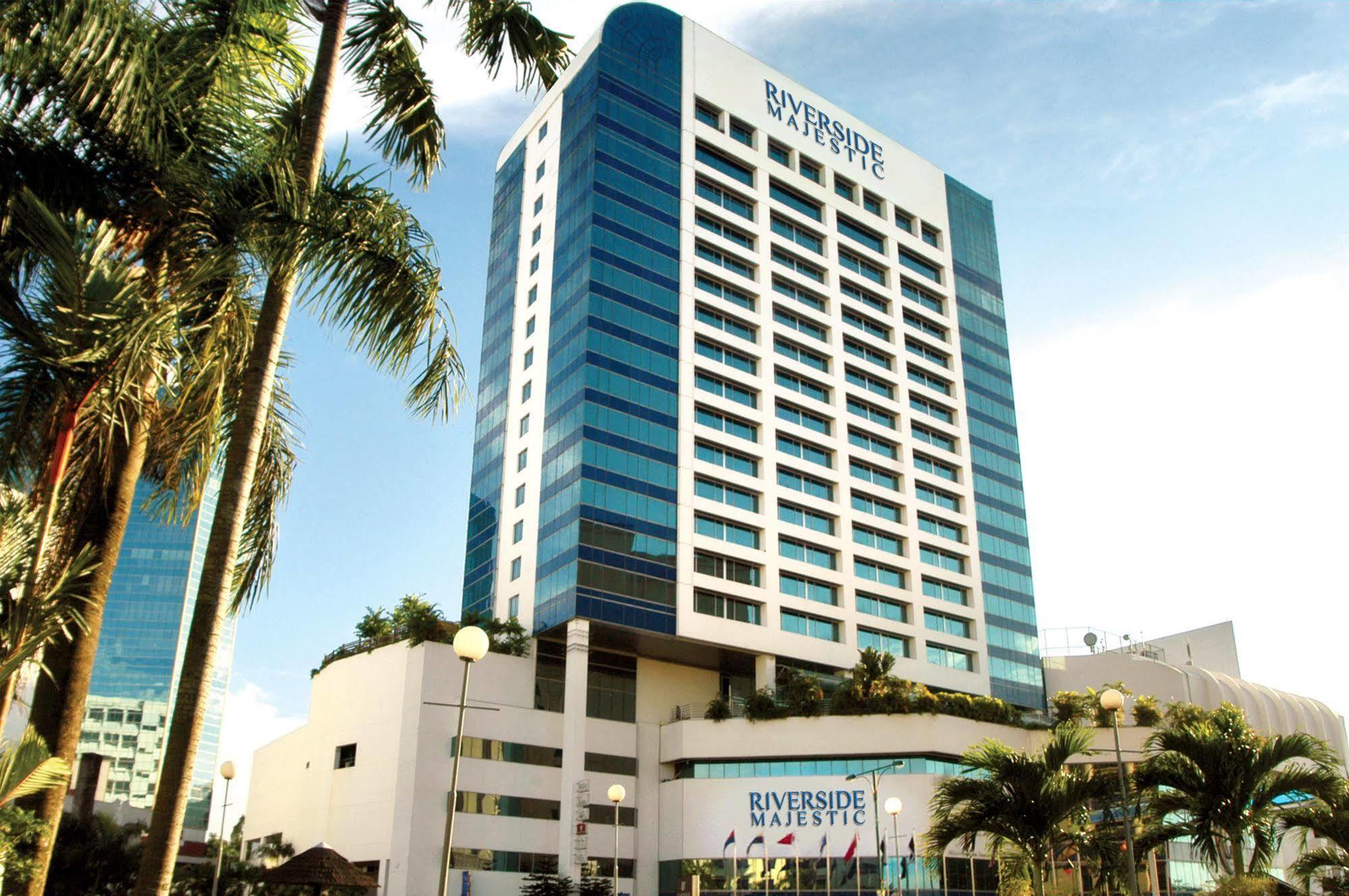 Puteri Wing - Riverside Majestic Hotel Kuching Esterno foto
